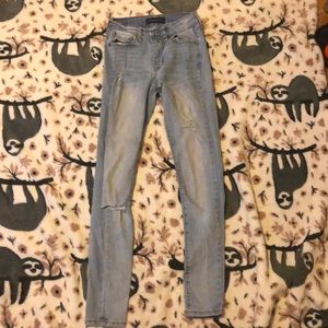 light blue jeans from aeropastle